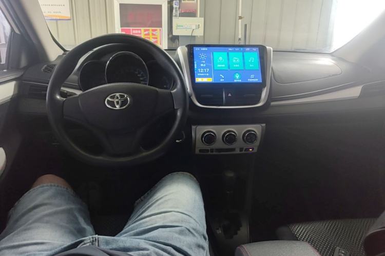 Used Toyota Vios 2019 1.5L CVT Comfort Edition Center Console