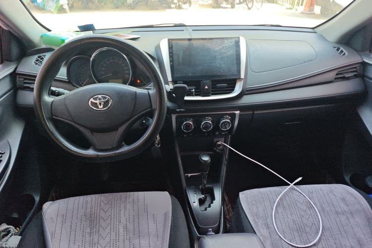 Used Toyota Vios 2019 1.5L CVT Innovation Edition Center Console