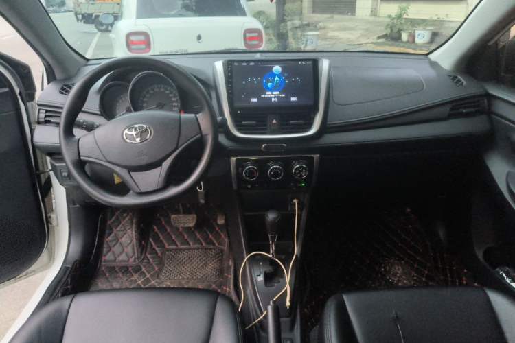 Used Toyota Vios 2019 1.5L CVT Innovation Edition Center Console
