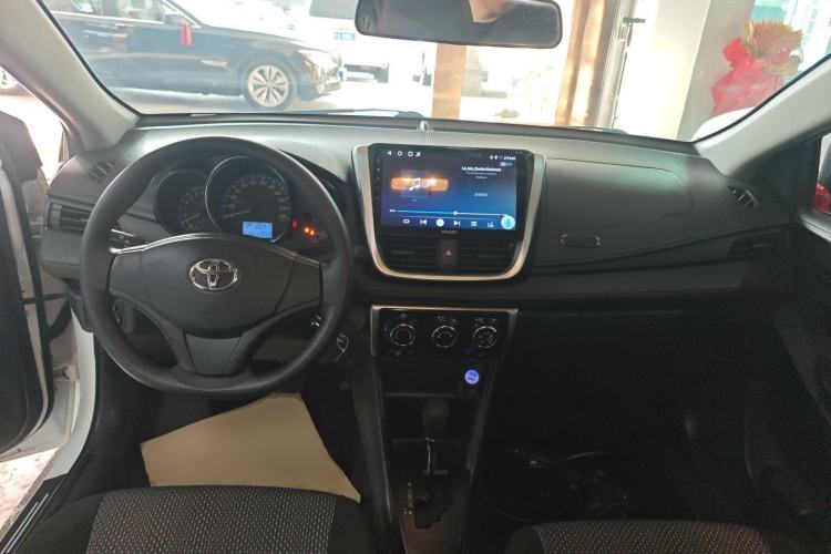 Used Toyota Vios 2019 1.5L CVT Innovation Edition Center Console