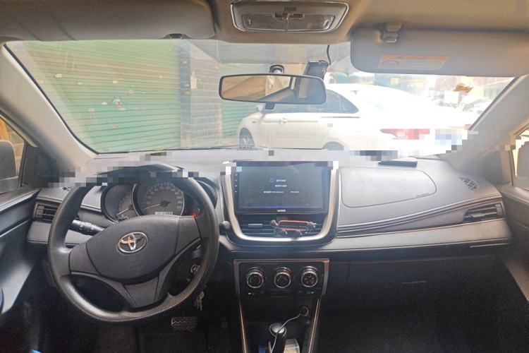 Used Toyota Vios 2019 1.5L CVT Innovation Edition Center Console