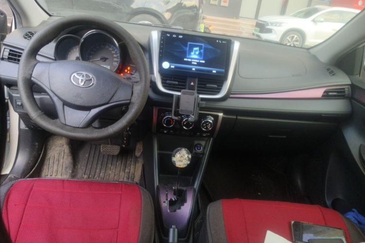 Used Toyota Vios 2019 1.5L CVT Innovation Edition Center Console