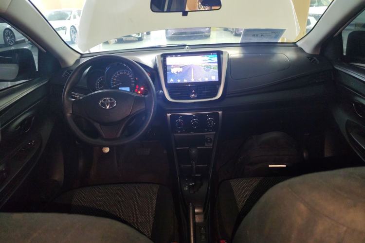 Used Toyota Vios 2019 1.5L CVT Innovation Edition Center Console