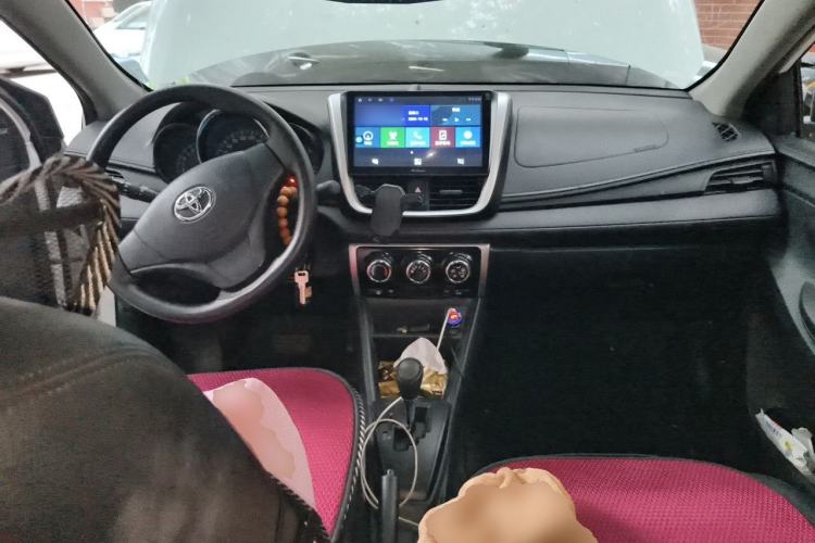 Used Toyota Vios 2019 1.5L CVT Innovation Edition Center Console