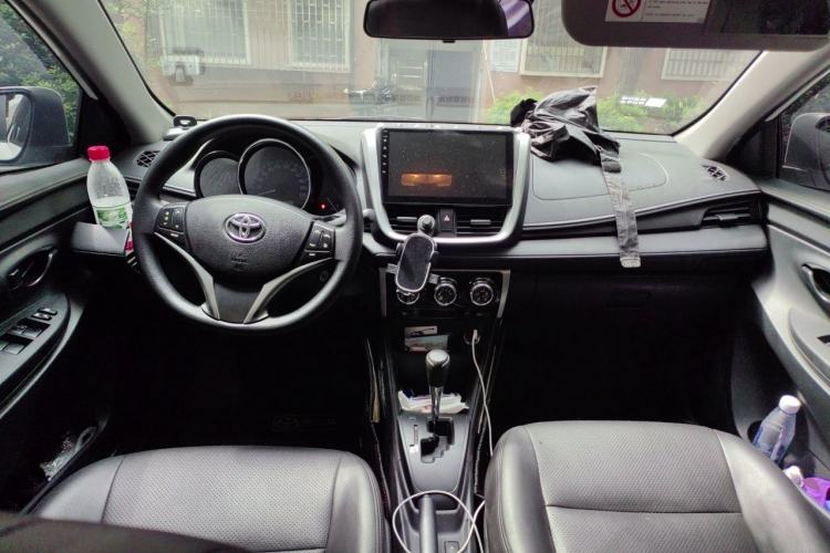 Used Toyota Vios 2019 1.5L CVT Innovation Edition Center Console