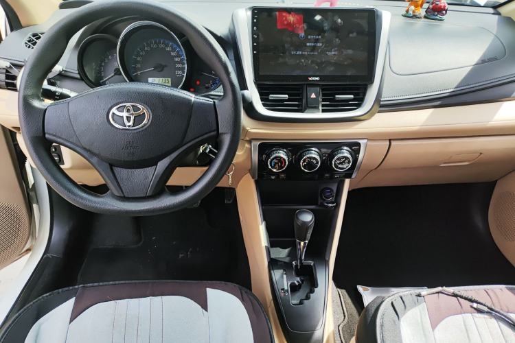 Used Toyota Vios 2019 1.5L CVT Innovation Edition Center Console