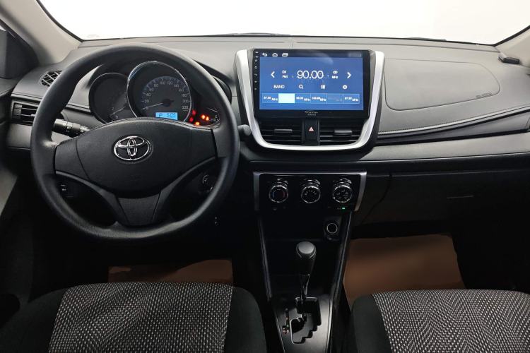 Used Toyota Vios 2019 1.5L CVT Innovation Edition Center Console