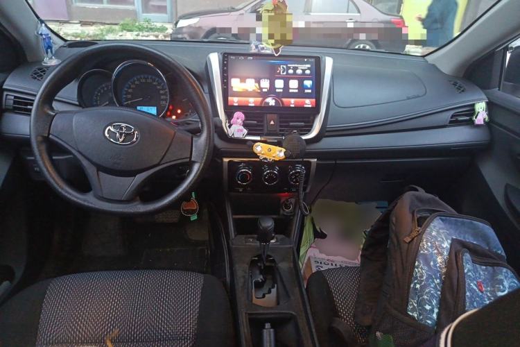Used Toyota Vios 2019 1.5L CVT Innovation Edition Center Console