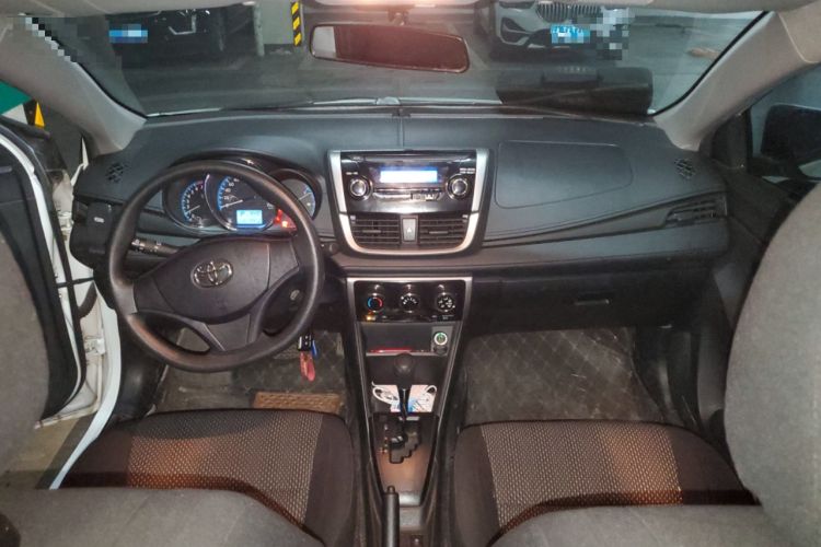 Used Toyota Vios 2019 1.5L CVT Innovation Edition Center Console