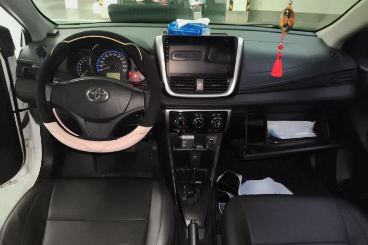 Used Toyota Vios 2019 1.5L CVT Innovation Edition Center Console