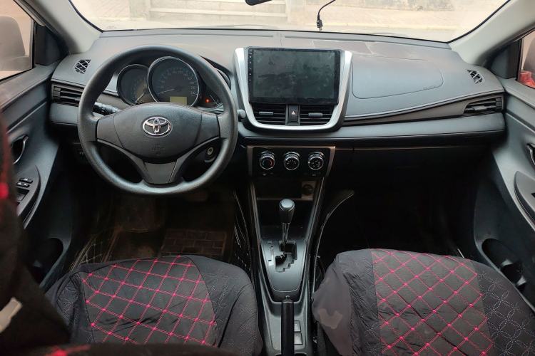 Used Toyota Vios 2019 1.5L CVT Innovation Edition Center Console
