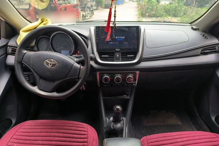 Used Toyota Vios 2019 1.5L Manual Trend Edition Center Console