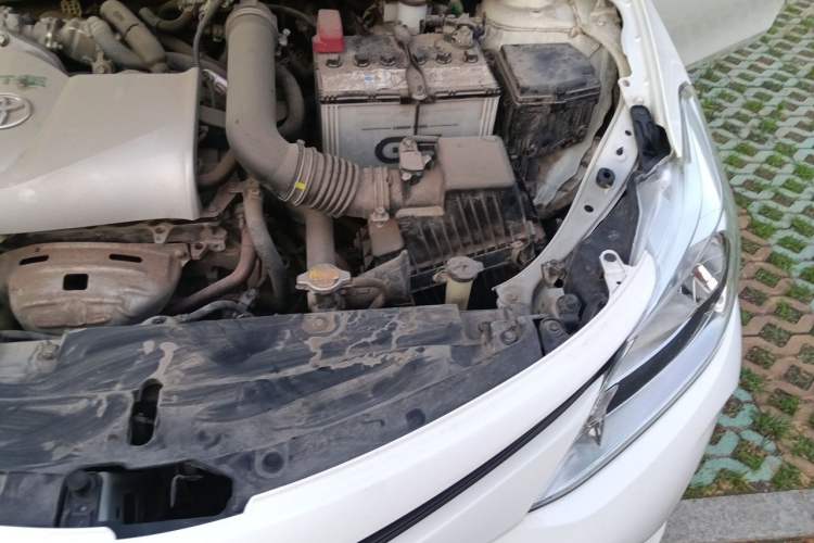 Used Toyota Vios 2019 1.5L CVT Innovation Edition Engine Bay Left
