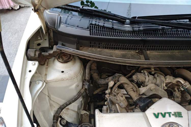 Used Toyota Vios 2019 1.5L CVT Innovation Edition Engine Bay Right