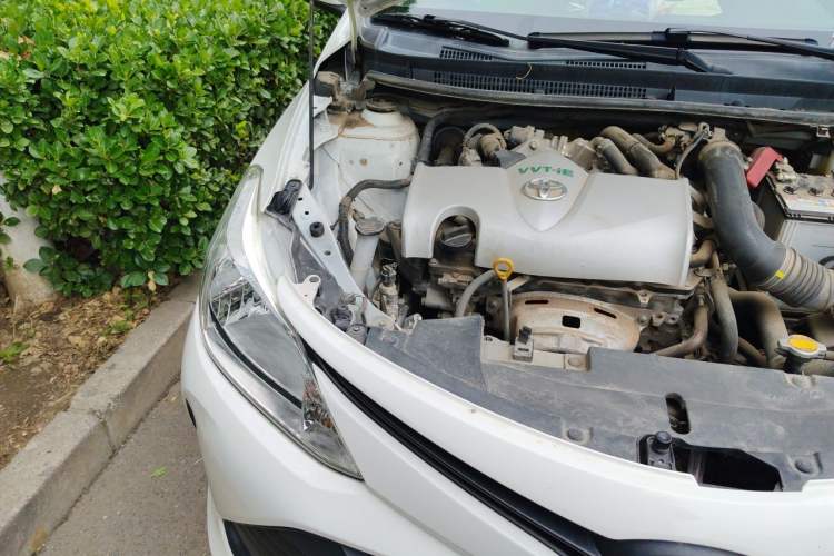 Used Toyota Vios 2019 1.5L CVT Comfort Edition Engine Bay Right