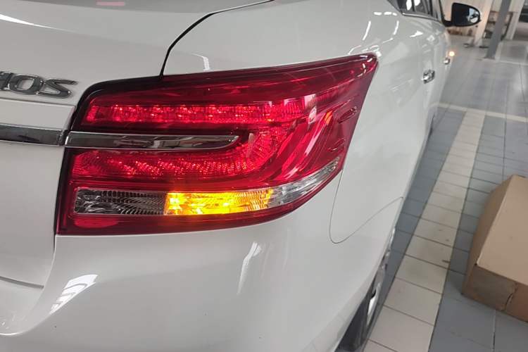Used Toyota Vios 2019 1.5L CVT Comfort Edition Exterior 3