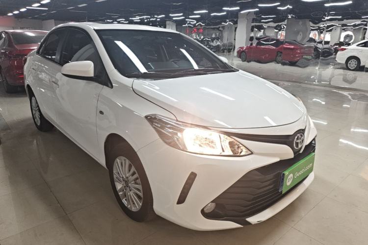 Used Toyota Vios 2019 1.5L CVT Smart Drive Edition Front Right 45 Deg