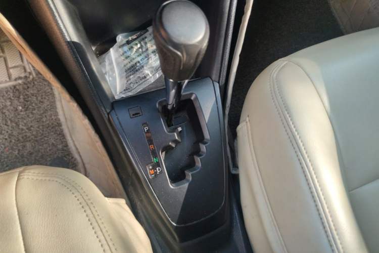 Used Toyota Vios 2019 1.5L CVT Innovation Edition Gear Lever