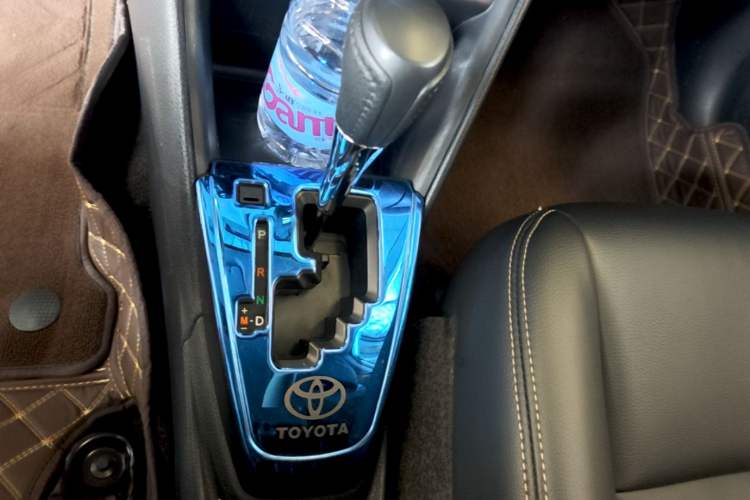 Used Toyota Vios 2019 1.5L CVT Innovation Edition Gear Lever