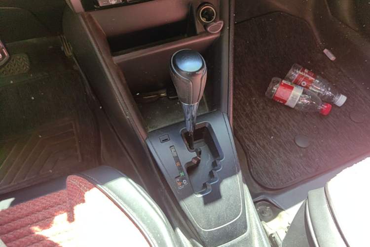 Used Toyota Vios 2019 1.5L CVT Innovation Edition Gear Lever