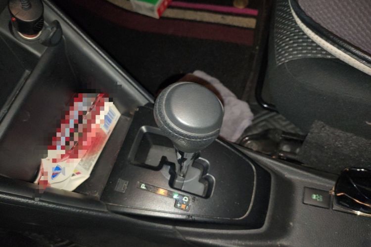 Used Toyota Vios 2019 1.5L CVT Innovation Edition Gear Lever