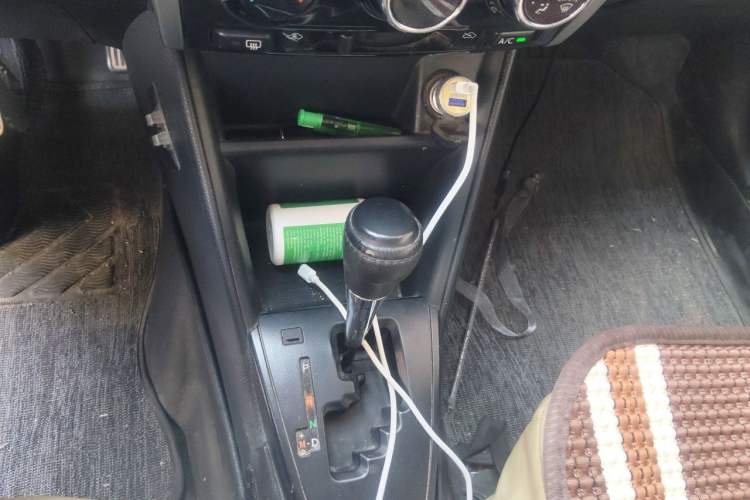 Used Toyota Vios 2019 1.5L CVT Innovation Edition Gear Lever