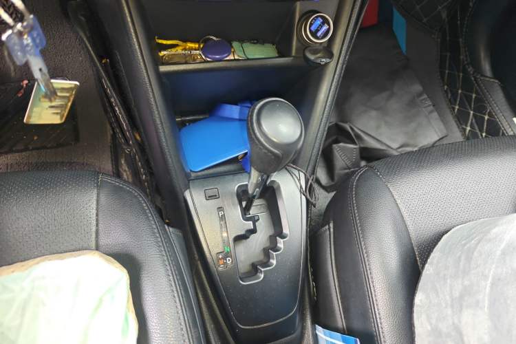 Used Toyota Vios 2019 1.5L CVT Innovation Edition Gear Lever