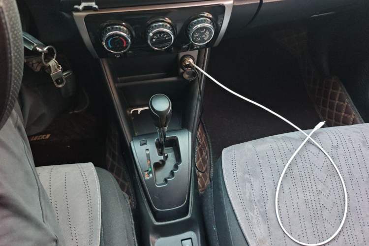 Used Toyota Vios 2019 1.5L CVT Innovation Edition Gear Lever