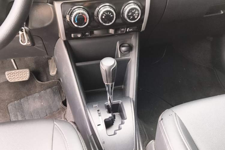 Used Toyota Vios 2019 1.5L CVT Innovation Edition Gear Lever