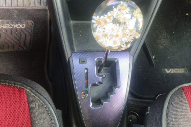 Used Toyota Vios 2019 1.5L CVT Innovation Edition Gear Lever