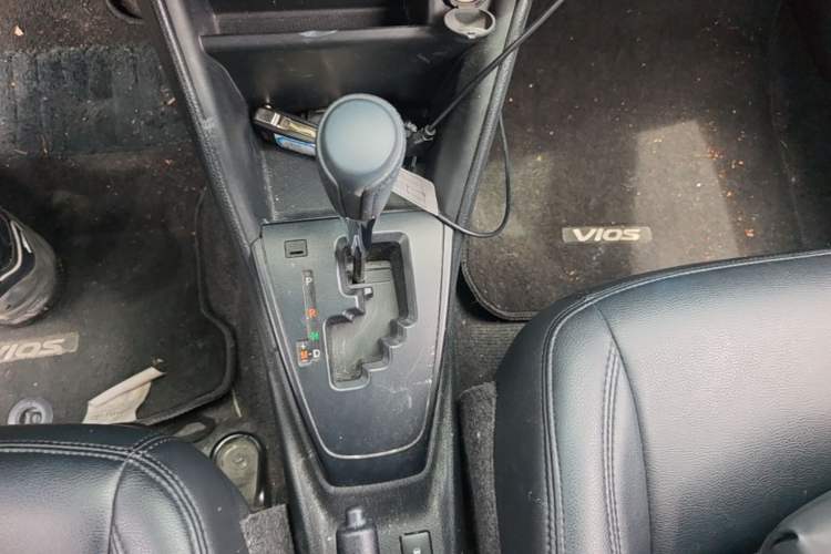 Used Toyota Vios 2019 1.5L CVT Innovation Edition Gear Lever