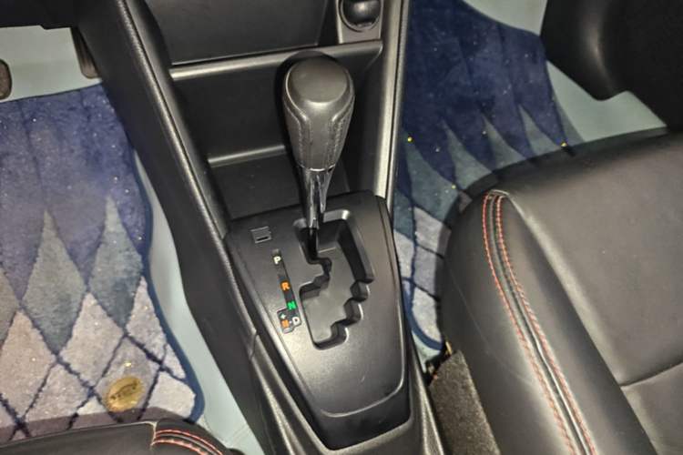 Used Toyota Vios 2019 1.5L CVT Innovation Edition Gear Lever