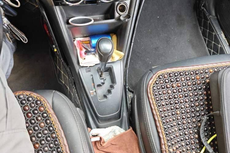 Used Toyota Vios 2019 1.5L CVT Innovation Edition Gear Lever