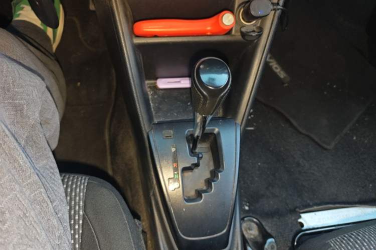 Used Toyota Vios 2019 1.5L CVT Innovation Edition Gear Lever