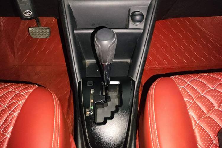 Used Toyota Vios 2019 1.5L CVT Innovation Edition Gear Lever