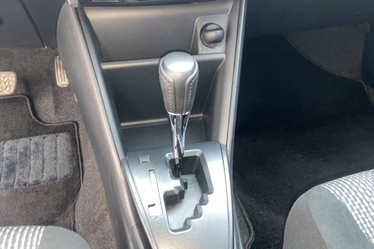 Used Toyota Vios 2019 1.5L CVT Innovation Edition Gear Lever