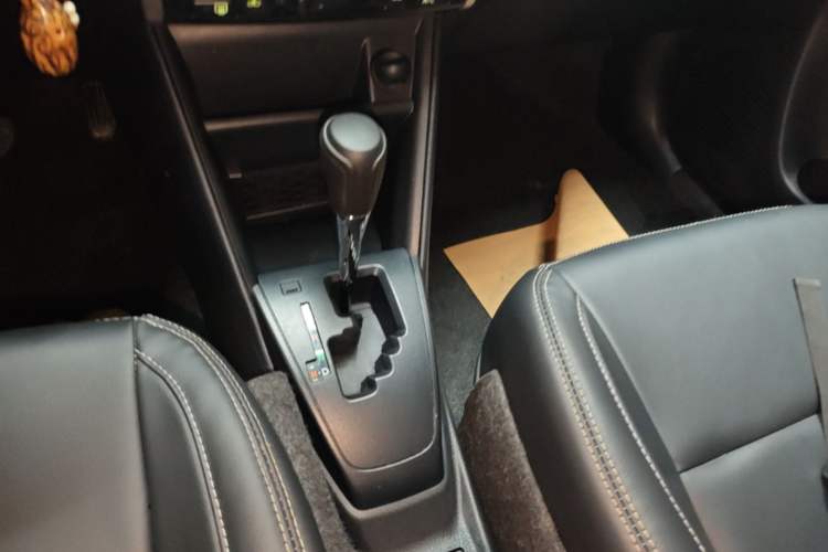 Used Toyota Vios 2019 1.5L CVT Innovation Edition Gear Lever