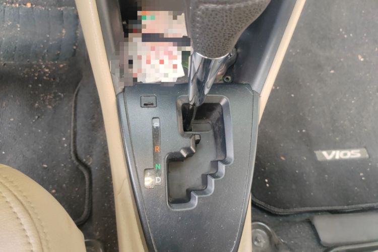 Used Toyota Vios 2019 1.5L CVT Innovation Edition Gear Lever