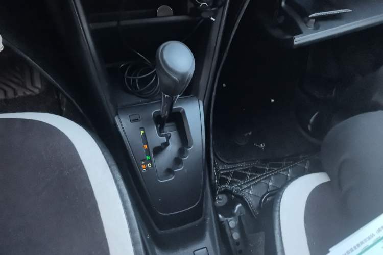 Used Toyota Vios 2019 1.5L CVT Innovation Edition Gear Lever