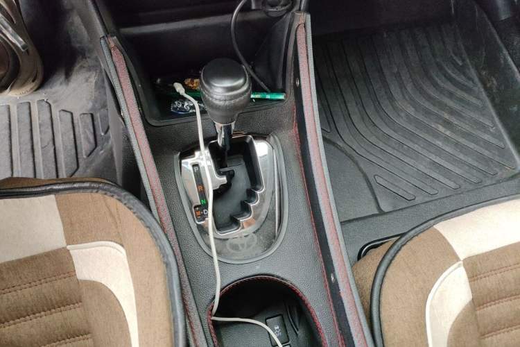 Used Toyota Vios 2019 1.5L CVT Innovation Edition Gear Lever