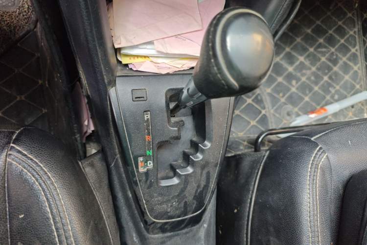 Used Toyota Vios 2019 1.5L CVT Innovation Edition Gear Lever