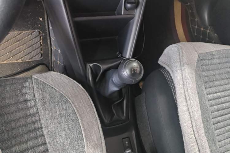 Used Toyota Vios 2019 1.5L Manual Trend Edition Gear Lever