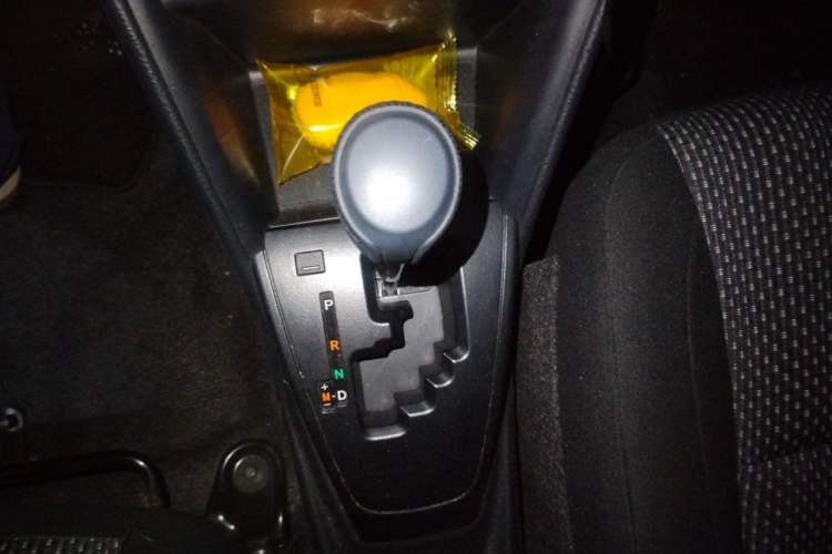 Used Toyota Vios 2019 1.5L CVT Innovation Edition Gear Lever
