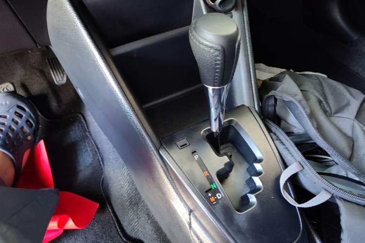 Used Toyota Vios 2019 1.5L CVT Innovation Edition Gear Lever