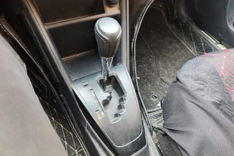 Used Toyota Vios 2019 1.5L CVT Innovation Edition Gear Lever