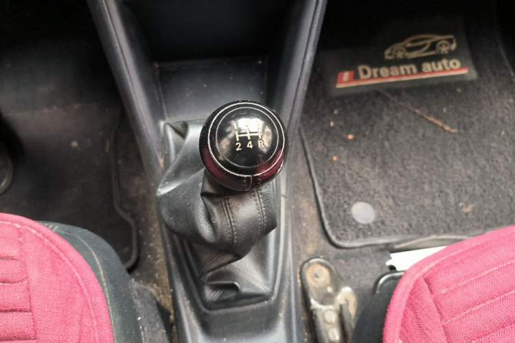 Used Toyota Vios 2019 1.5L Manual Trend Edition Gear Lever