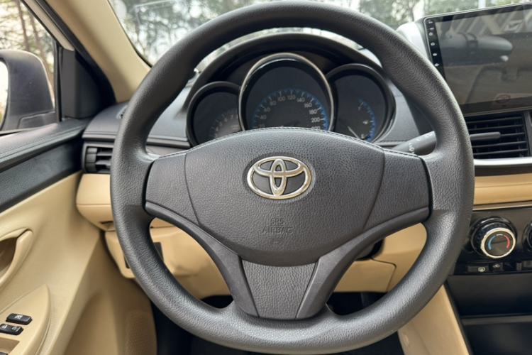 Used Toyota Vios 2019 1.5L CVT Innovation Edition Interior 11