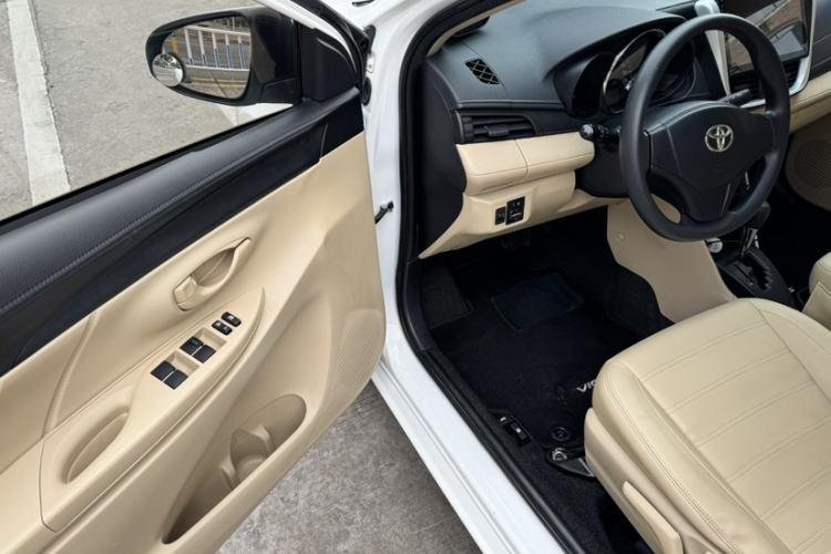 Used Toyota Vios 2019 1.5L CVT Innovation Edition Interior 3