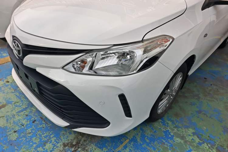 Used Toyota Vios 2019 1.5L CVT Innovation Edition Left Front Headlight