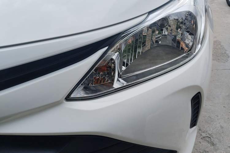Used Toyota Vios 2019 1.5L CVT Innovation Edition Left Front Headlight